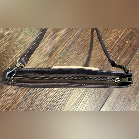 Cork crossbody. Brown & tan. - Picture 3 of 11